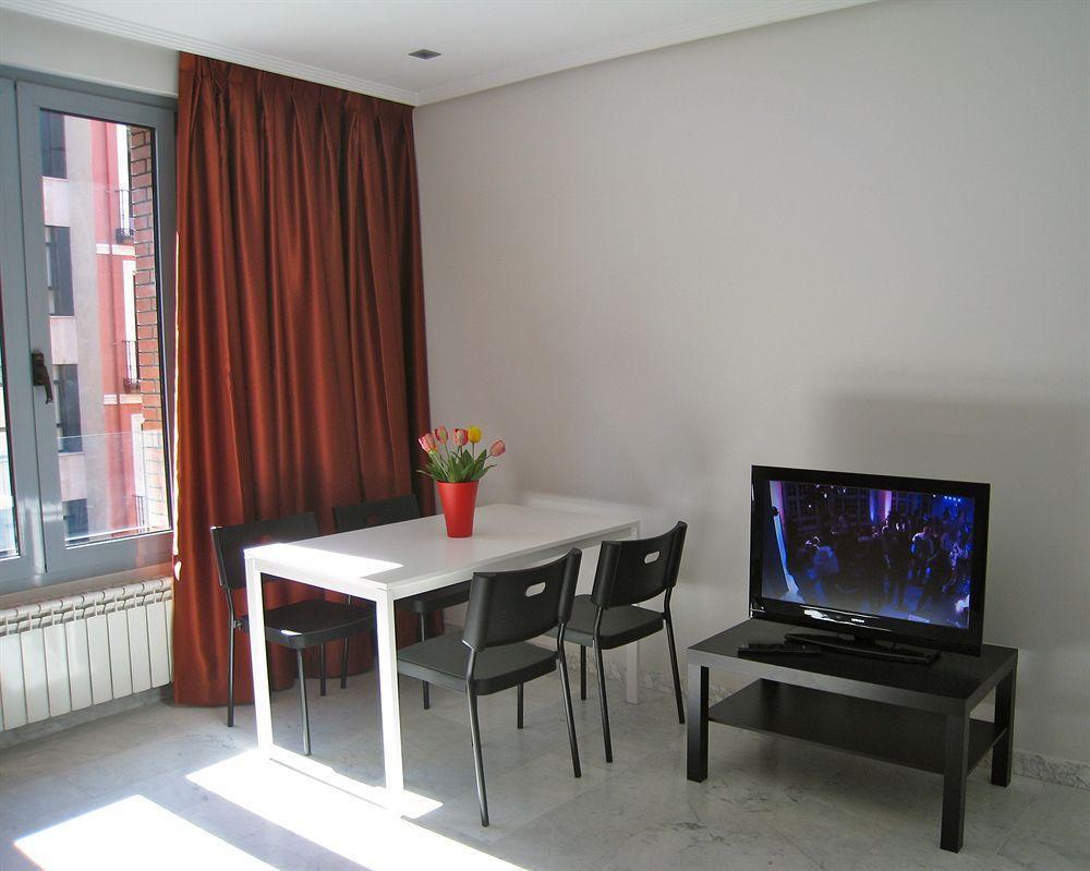 Arizonica Suites Madrid Kültér fotó